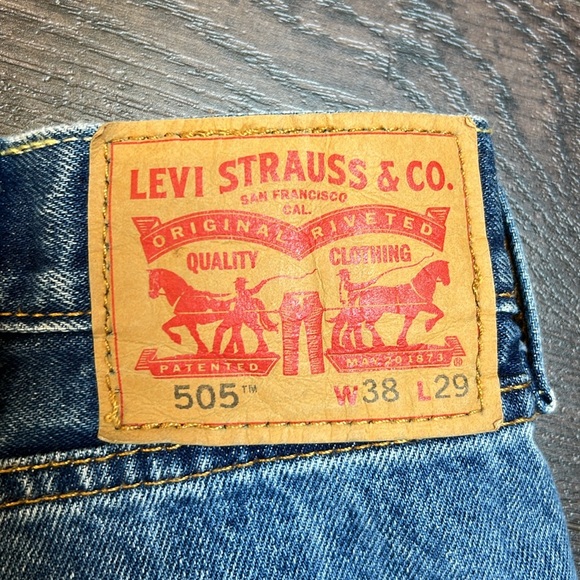 LEVIS 505s - Picture 3 of 4